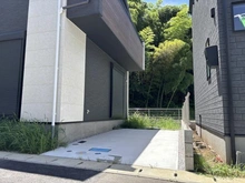 【神奈川県/川崎市高津区蟹ケ谷】川崎市高津区蟹ヶ谷新築戸建て 駐車場