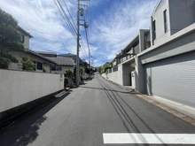 【神奈川県/横浜市港北区日吉本町】港北区日吉本町五丁目　戸建 前面道路