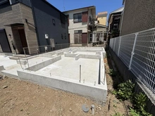 【神奈川県/横浜市港北区高田東】港北区高田東4丁目新築戸建て 建築中の外観