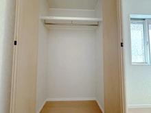 【神奈川県/横浜市港北区高田東】港北区高田東4丁目新築戸建 収納