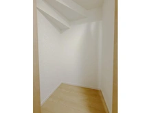 【神奈川県/横浜市港北区高田東】港北区高田東4丁目新築戸建 収納