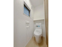 【神奈川県/横浜市港北区高田東】港北区高田東4丁目新築戸建 トイレ