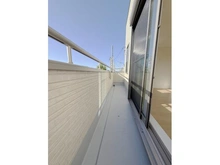 【神奈川県/横浜市港北区高田東】港北区高田東4丁目新築戸建 バルコニー