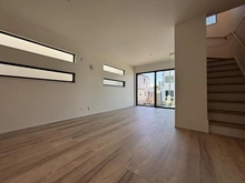 【神奈川県/横浜市鶴見区北寺尾】北寺尾7丁目  新築戸建 7号棟/全20棟 リビング・ダイニング