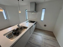 【神奈川県/横浜市鶴見区北寺尾】北寺尾7丁目  新築戸建 10号棟/全20棟 キッチン