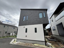 【神奈川県/横浜市鶴見区北寺尾】北寺尾7丁目  新築戸建 13号棟/全20棟 建築中の外観：全20棟/中心