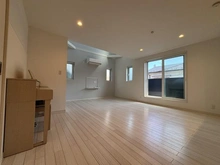 【神奈川県/川崎市中原区木月】中原区木月3丁目　中古戸建 リビング・ダイニング：【家具調度品は価格に含まれません】