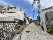 【神奈川県/横浜市港北区綱島台】港北区綱島台　戸建 前面道路