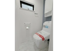 【神奈川県/横浜市港北区大倉山】港北区大倉山7丁目新築戸建　B棟/全2棟 トイレ