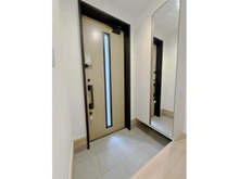 【神奈川県/横浜市港北区大倉山】港北区大倉山6丁目新築戸建3号棟/全5棟 玄関