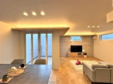 【東京都/渋谷区恵比寿】恵比寿3丁目　新築戸建 リビング・ダイニング：家具などは付属しません。