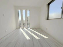 【神奈川県/横浜市港北区高田西】港北区高田西3丁目　新築戸建 洋室