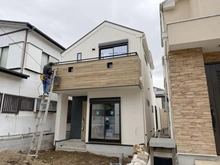 【神奈川県/横浜市港北区高田西】港北区高田3丁目　新築戸建　1号棟/全2棟 建築中の外観：全2棟