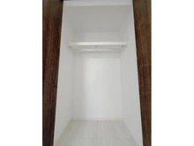 【神奈川県/横浜市港北区高田西】港北区高田西3丁目　新築戸建　1号棟/全2棟 収納：物入