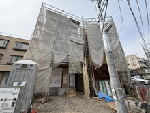 【神奈川県/横浜市港北区樽町】港北区樽町2丁目新築戸建 A号棟/全2棟 建築中の外観：全2棟/左側