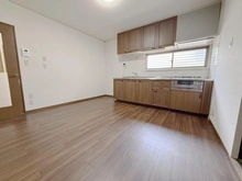 【神奈川県/横浜市港北区篠原台町】港北区篠原台町 戸建 ダイニングキッチン