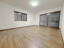 【神奈川県/横浜市港北区篠原台町】港北区篠原台町 戸建 洋室