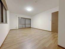 【神奈川県/横浜市港北区篠原台町】港北区篠原台町 戸建 洋室