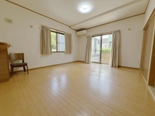 【神奈川県/横浜市港北区新吉田東】港北区新吉田東5丁目　戸建 リビング・ダイニング：【家具調度品は価格に含まれません】