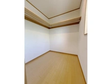 【神奈川県/横浜市港北区新吉田東】港北区新吉田東5丁目　戸建 収納
