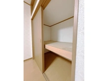 【神奈川県/横浜市港北区新吉田東】港北区新吉田東5丁目　戸建 収納