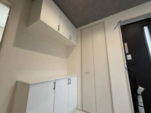 【神奈川県/横浜市港北区下田町】港北区下田町3丁目 新築戸建 1号棟/全9棟 玄関
