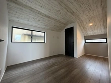 【神奈川県/横浜市港北区鳥山町】港北区鳥山町　新築戸建 洋室：約6.4帖