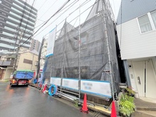 【東京都/世田谷区上馬】世田谷区上馬1丁目　新築戸建 建築中の外観