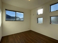 【神奈川県/横浜市金沢区六浦】横浜市金沢区六浦3丁目　新築戸建て2号棟 洋室