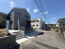 【神奈川県/横浜市金沢区東朝比奈】横浜市金沢区東朝比奈3丁目　新築戸建て2号棟 外観：全2区画2号棟
