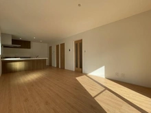 【神奈川県/横浜市金沢区富岡西】横浜市金沢区富岡西4丁目　新築戸建て1号棟 リビング