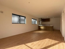 【神奈川県/横浜市金沢区富岡西】横浜市金沢区富岡西4丁目　新築戸建て1号棟 リビング