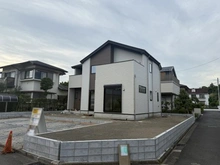 【神奈川県/横浜市栄区庄戸】栄区庄戸4期　1号棟 建築中の外観：全1区画1号棟