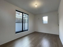 【神奈川県/横浜市金沢区釜利谷南】横浜市金沢区釜利谷南2丁目　新築戸建て 洋室