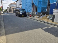 【神奈川県/横浜市金沢区富岡西】横浜市金沢区富岡西4丁目　新築戸建て 前面道路