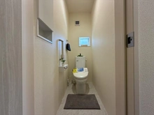 【神奈川県/横浜市金沢区富岡西】横浜市金沢区富岡西4丁目　新築戸建て トイレ