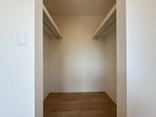 【神奈川県/横浜市金沢区富岡西】横浜市金沢区富岡西4丁目　新築戸建て 収納