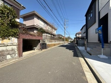 【神奈川県/横浜市金沢区富岡西】横浜市金沢区富岡西4丁目　新築戸建て 前面道路