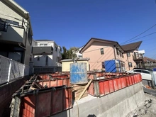 【神奈川県/横浜市金沢区柴町】横浜市金沢区柴町 新築一戸建て 建築中の外観