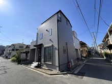 【神奈川県/横浜市金沢区六浦東】横浜市金沢区六浦東1丁目 新築一戸建て 2号棟/全2棟 外観：全2棟