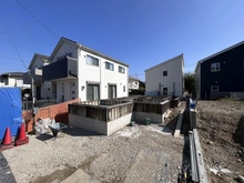 【神奈川県/逗子市沼間】逗子市沼間5丁目 新築一戸建て 建築中の外観