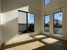 【神奈川県/横浜市金沢区富岡西】横浜市金沢区富岡西1丁目　新築戸建て1号棟 洋室