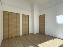 【神奈川県/横浜市金沢区富岡西】横浜市金沢区富岡西1丁目　新築戸建て1号棟 洋室