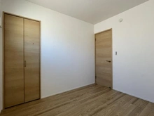 【神奈川県/横浜市金沢区富岡西】横浜市金沢区富岡西1丁目　新築戸建て1号棟 洋室