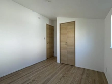 【神奈川県/横浜市金沢区富岡西】横浜市金沢区富岡西1丁目　新築戸建て1号棟 洋室