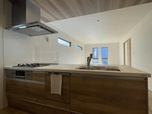 【神奈川県/横浜市金沢区富岡西】横浜市金沢区富岡西1丁目　新築戸建て1号棟 キッチン