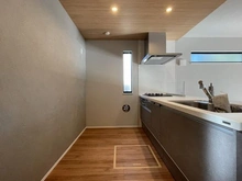 【神奈川県/横浜市金沢区富岡西】横浜市金沢区富岡西1丁目　新築戸建て2号棟 キッチン