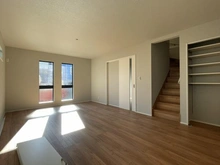 【神奈川県/横浜市金沢区富岡西】横浜市金沢区富岡西1丁目　新築戸建て2号棟 リビング