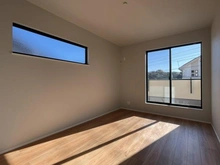 【神奈川県/横浜市金沢区富岡西】横浜市金沢区富岡西1丁目　新築戸建て2号棟 洋室