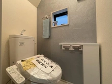 【神奈川県/横浜市金沢区六浦東】横浜市金沢区六浦東3丁目　新築戸建て トイレ